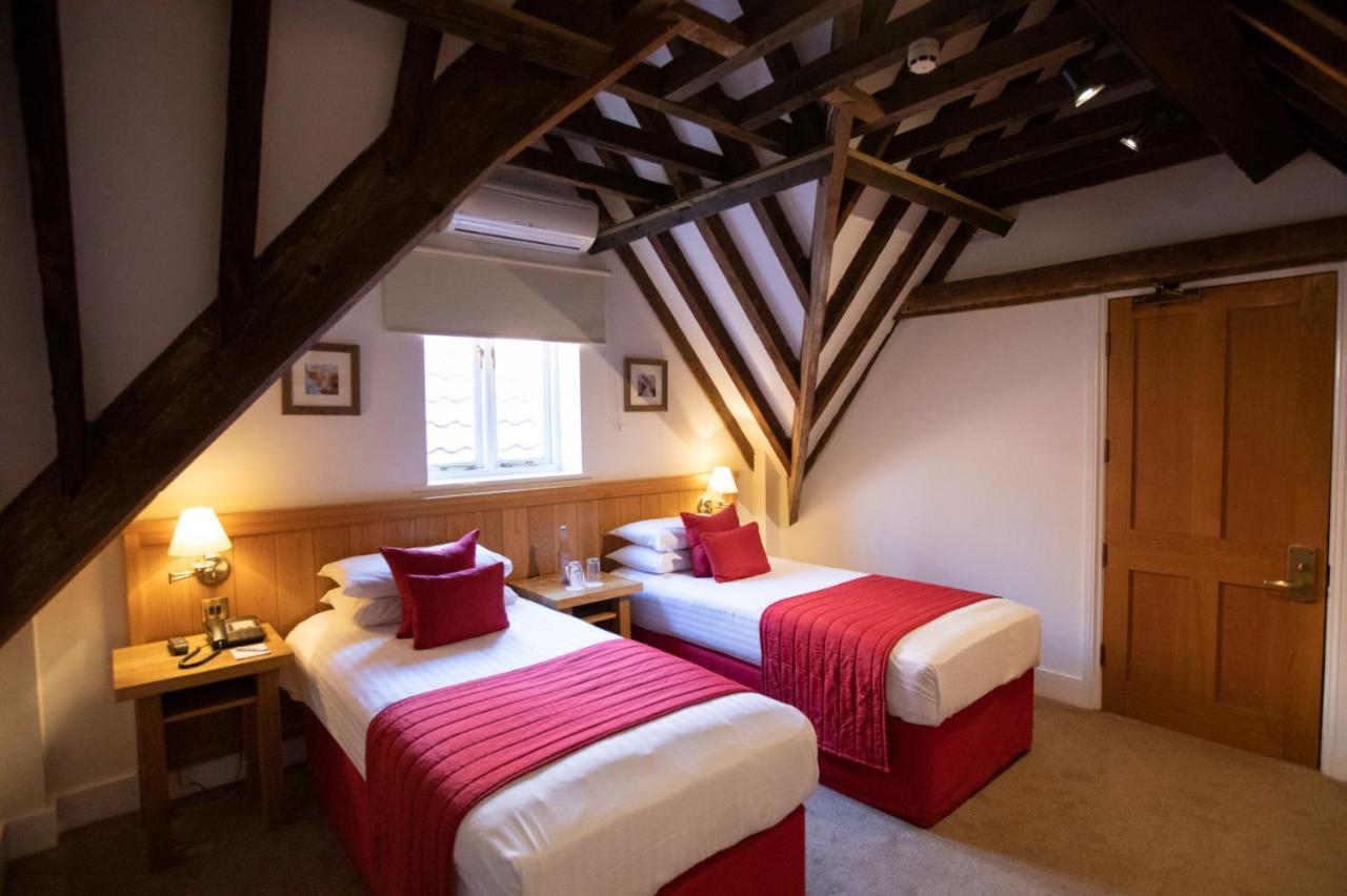 Tewinbury Farm Hotel Bagian luar foto