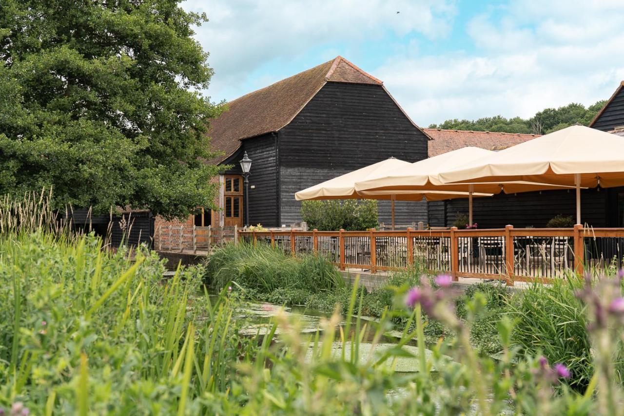 Tewinbury Farm Hotel Bagian luar foto