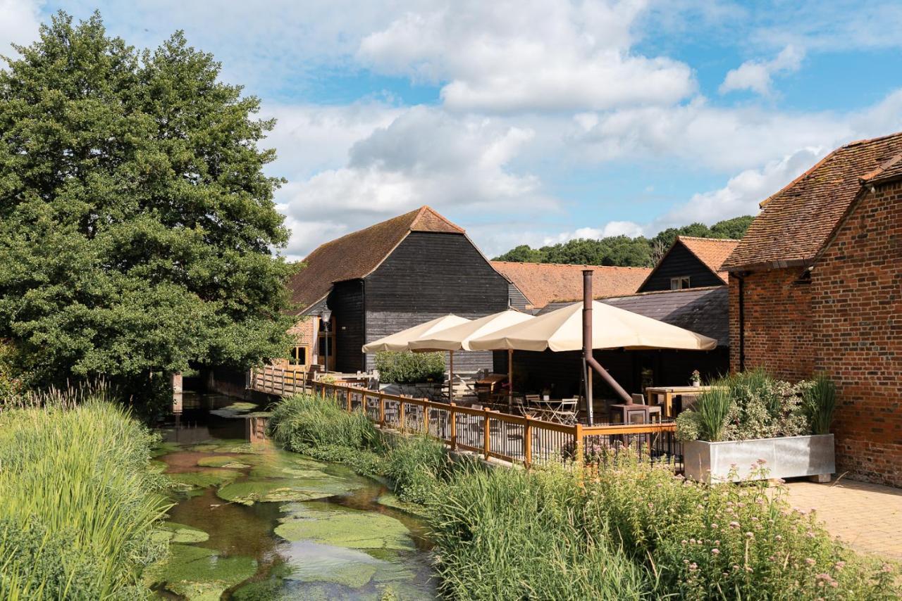 Tewinbury Farm Hotel Bagian luar foto