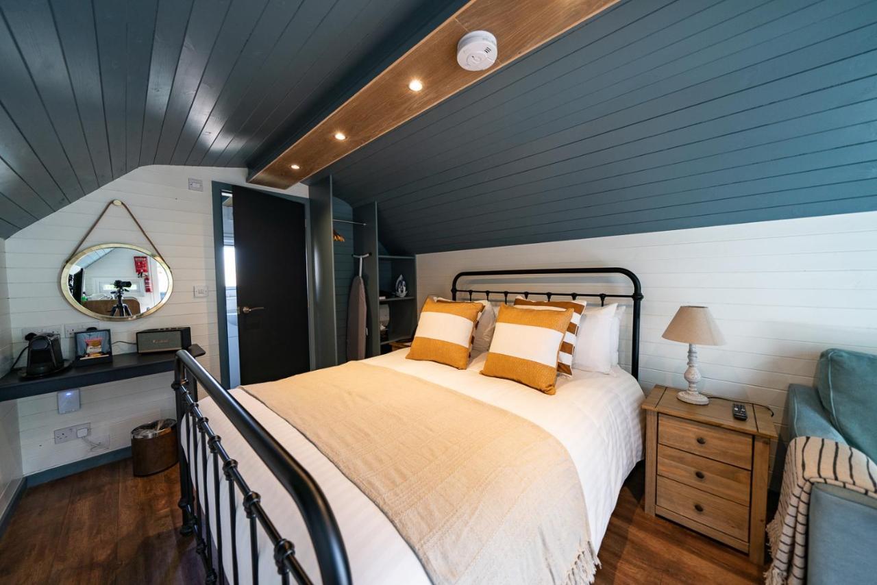 Tewinbury Farm Hotel Bagian luar foto