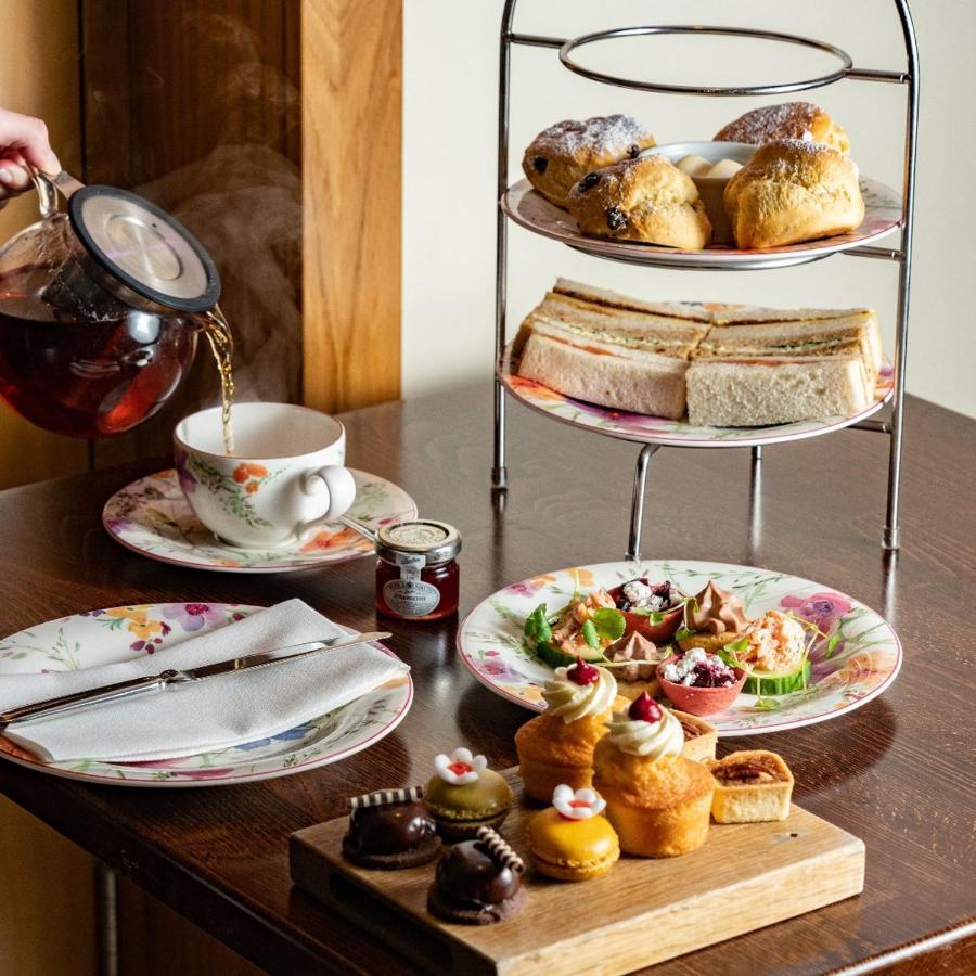 Tewinbury Farm Hotel Bagian luar foto