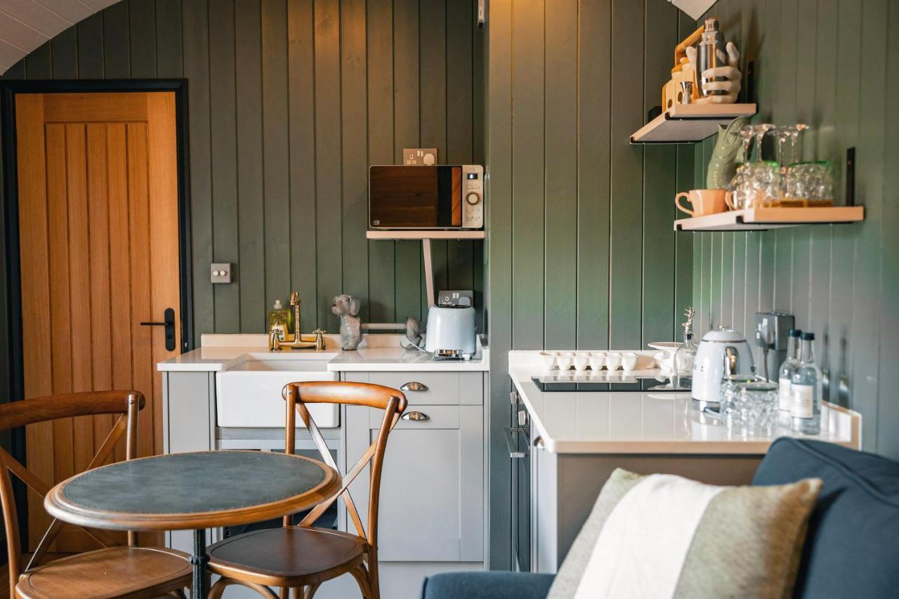 Tewinbury Farm Hotel Bagian luar foto